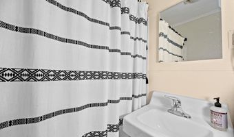 119 Prospect St, Barre, VT 05641