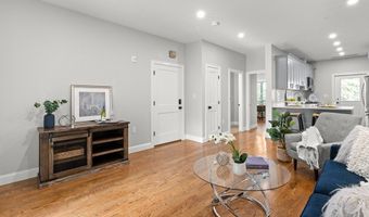 316 Princeton St 2, Boston, MA 02128