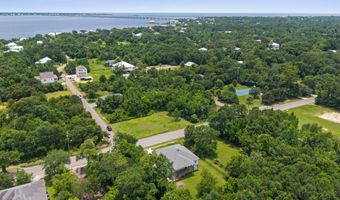 1331 Dunbar Ave, Bay St. Louis, MS 39520