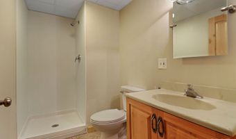 2837 Jackson Dr, Arlington Heights, IL 60004