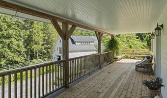 766 Masterson Rd, Barnard, VT 05031