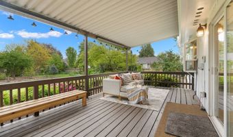 24950 NE AIRPORT Rd, Aurora, OR 97002