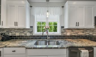 537 Pingree Hl, Auburn, NH 03032