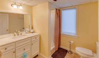 241 Windmill Rd, Campton, NH 03223