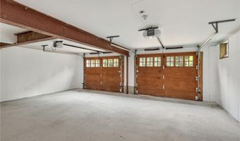 21 Bonnet View Dr, Jamestown, RI 02835