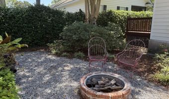 10 Wateree Ct, Beaufort, SC 29902