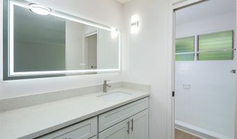 51 Hanapepe Loop, Honolulu, HI 96825