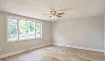 2 Garrison St, Billerica, MA 01821