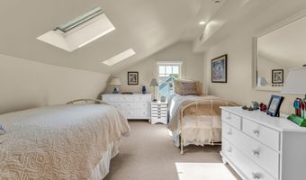 55 Shore Rd, Clinton, CT 06413
