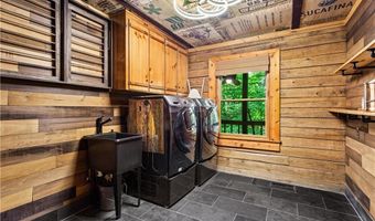 3332 Hunt Rd, Acworth, GA 30102