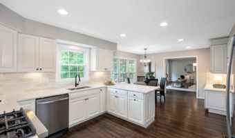 2326 Heather Hill Blvd, Anderson Twp., OH 45244