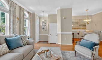 2411 GORGAS Pl, Alexandria, VA 22311