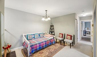 11212 CHERRY HILL Rd 302, Beltsville, MD 20705