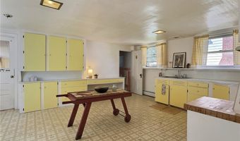 7515 Main St, Almond, NY 14804
