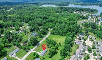 794 Robinhood Dr, Aurora, OH 44202