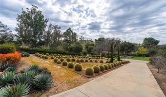 2740 Los Alisos Dr, Fallbrook, CA 92028