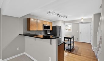 1455- B N VAN DORN St, Alexandria, VA 22304