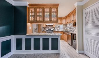 1300 ARMY NAVY Dr 425, Arlington, VA 22202