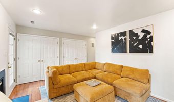21071 MOSSY GLEN Ter, Ashburn, VA 20147