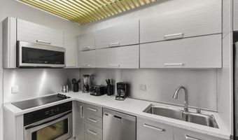 550 Seagaze Dr 12, Oceanside, CA 92054