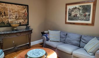 318 Chesterfield St N, Aiken, SC 29801