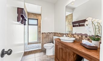 44-389 Kaneohe Bay Dr, Kaneohe, HI 96744