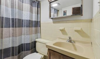 55 Stillman Ave, Bergenfield, NJ 07621