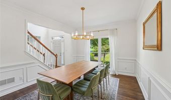 1305 Rosewood Dr, Alpharetta, GA 30005