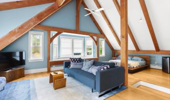 175 Cat Rock Rd, Cos Cob, CT 06807