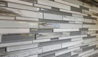 1123 Wyoming St, Belgrade, MT 59714