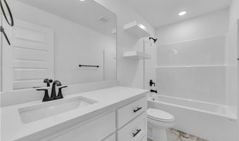 7001 SW Basswood Ave, Bentonville, AR 72713