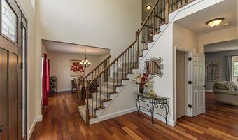 733 Castle Ridge Dr, Ballwin, MO 63021