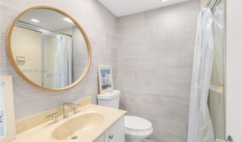20281 E Country Club Dr 510, Aventura, FL 33180