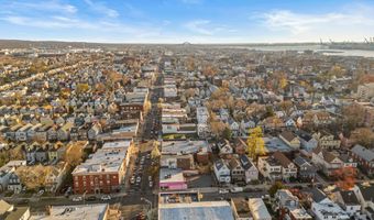 809-811 BROADWAY, Bayonne, NJ 07002