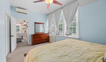 1130 17TH St S, Arlington, VA 22202