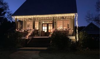 156 Lake Oglethorpe Dr, Arnoldsville, GA 30619
