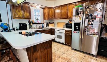 762 Glendale St, Alice, TX 78332