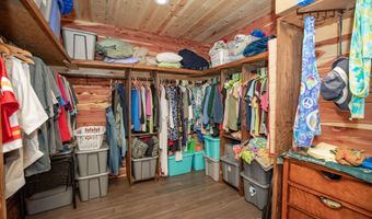 4978 S 11th Rd, Aldrich, MO 65601