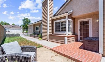 5742 E Hudson Bay Dr, Anaheim, CA 92807