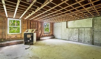 533 Scituate Ave, Cranston, RI 02921