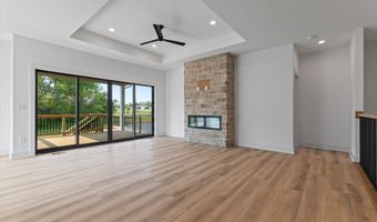 1112 2nd St NE, Altoona, IA 50009