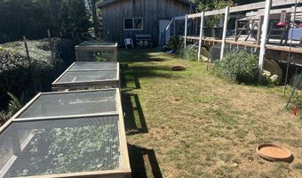 17301 Canyon Dr, Brookings, OR 97415