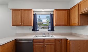 721 Riverside, Adrian, MI 49221