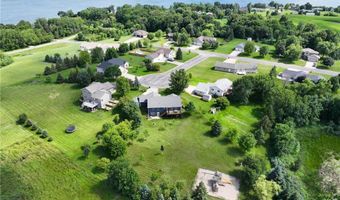 810 Latoka View Ct SW, Alexandria, MN 56308