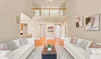 19704 STANFORD HALL Pl, Ashburn, VA 20147