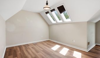 5900 Villa France Ave, Ann Arbor, MI 48103
