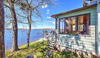 35 Hanson Rd, Barrington, RI 02806