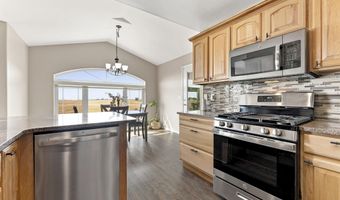 10423 BEARTOOTH Dr, Cheyenne, WY 82009