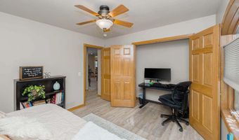 216 W Mountain Ash St, Brandon, SD 57005
