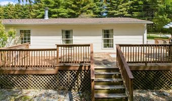 203 Edgewood St, Ballard, WV 24918